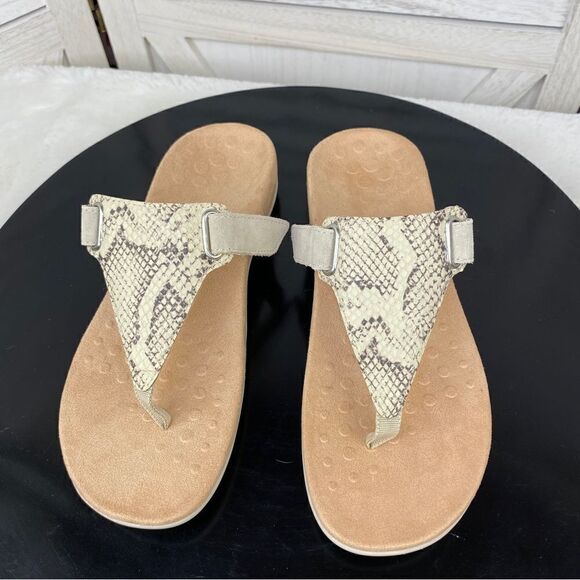 Vionic Wanda Leather T-strap Thing Sandals Beige 7 Bone Snake Embossed - Picture 4 of 12
